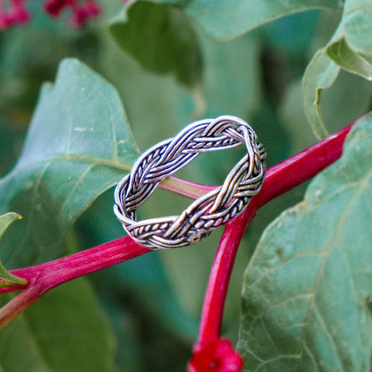 Heliconia Ring