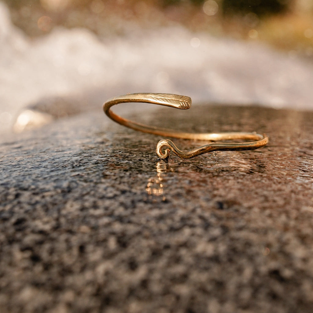 Thin Horizon Bracelet